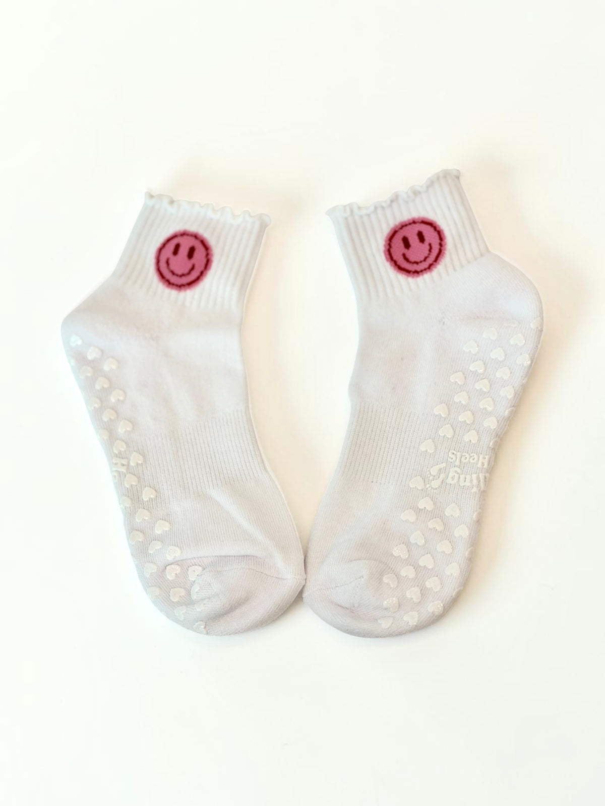 Happy Feet Ruffle Grip Socks